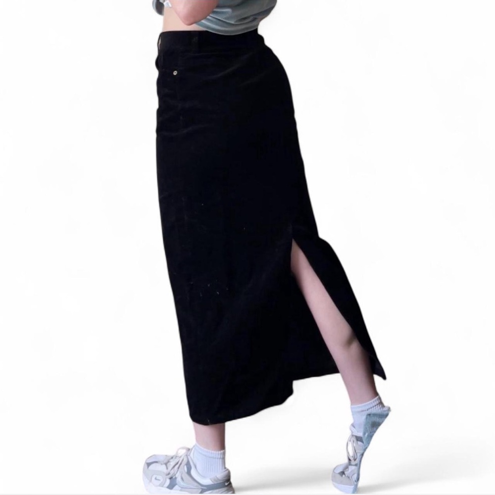 Black Corduroy maxi Skirt - Size 6